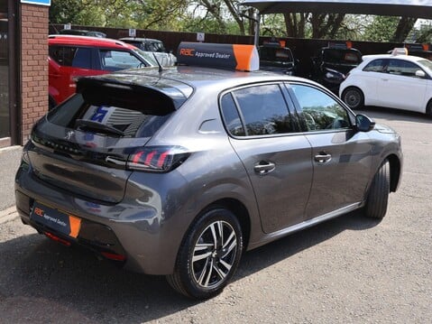 Peugeot 208 1.2 PureTech Allure Premium + EAT Euro 6 (s/s) 5dr 7