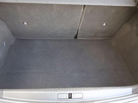 Peugeot 208 1.2 PureTech Allure Premium + EAT Euro 6 (s/s) 5dr 32