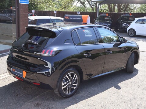 Peugeot 208 1.2 PureTech Allure Premium + EAT Euro 6 (s/s) 5dr 8