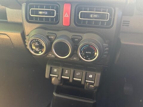 Suzuki Jimny 1.5 SZ5 ALLGRIP Euro 6 3dr 36