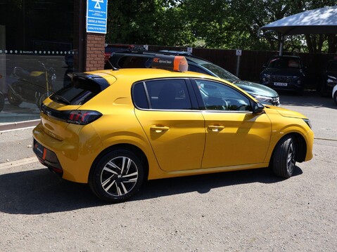 Peugeot 208 1.2 PureTech Allure Premium + EAT Euro 6 (s/s) 5dr 7