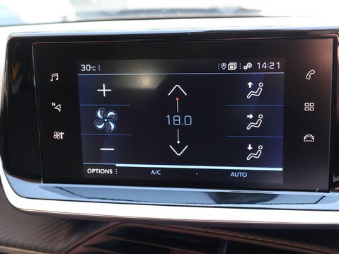 Peugeot 208 1.2 PureTech Allure Premium + EAT Euro 6 (s/s) 5dr 13