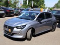 Peugeot 208 1.2 PureTech Allure Premium + EAT Euro 6 (s/s) 5dr 4