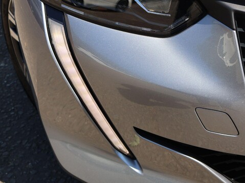Peugeot 208 1.2 PureTech Allure Premium + EAT Euro 6 (s/s) 5dr 35