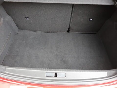 Peugeot 208 1.2 PureTech Active Premium + EAT Euro 6 (s/s) 5dr 27