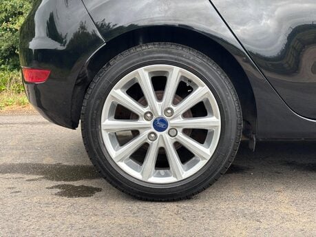 Ford Fiesta 1.0T EcoBoost Titanium Euro 6 (s/s) 5dr 3