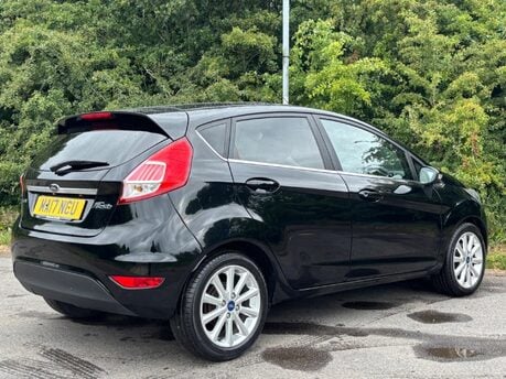 Ford Fiesta 1.0T EcoBoost Titanium Euro 6 (s/s) 5dr 4