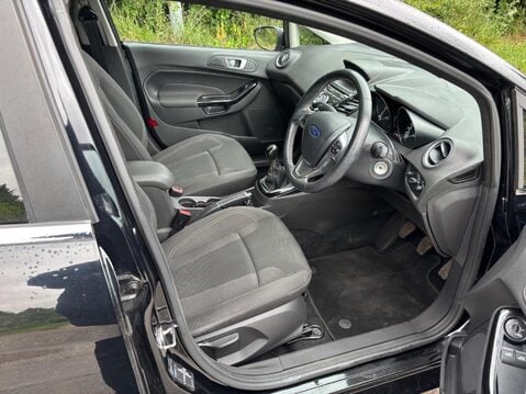 Ford Fiesta 1.0T EcoBoost Titanium Euro 6 (s/s) 5dr 17