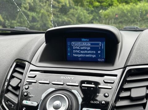 Ford Fiesta 1.0T EcoBoost Titanium Euro 6 (s/s) 5dr 29