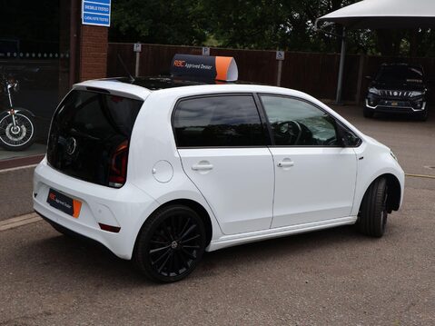 Volkswagen Up 1.0 R-Line Euro 6 (s/s) 5dr 7