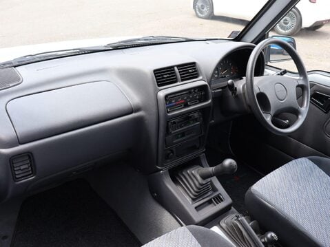 Suzuki Vitara 1.6 JX Sport 3dr 29