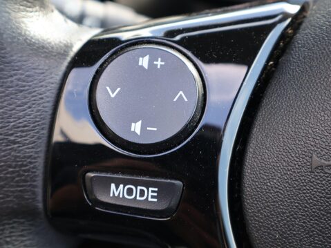 Peugeot 108 1.2 PureTech Allure Top! Euro 6 5dr 25