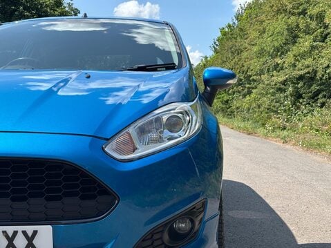 Ford Fiesta 1.0T EcoBoost Zetec S Euro 5 (s/s) 3dr 12