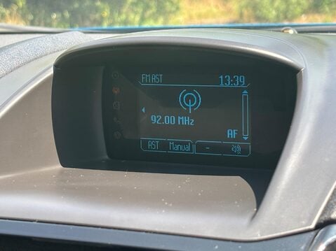 Ford Fiesta 1.0T EcoBoost Zetec S Euro 5 (s/s) 3dr 18