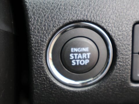 Suzuki Vitara 1.4 Boosterjet MHEV SZ5 Euro 6 (s/s) 5dr 25