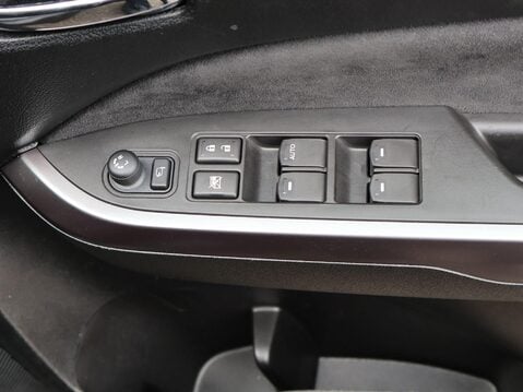 Suzuki Vitara 1.4 Boosterjet MHEV SZ5 Euro 6 (s/s) 5dr 26