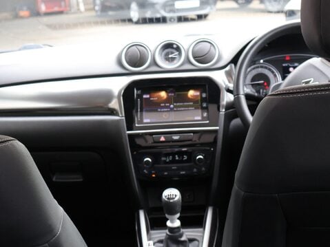 Suzuki Vitara 1.4 Boosterjet MHEV SZ5 Euro 6 (s/s) 5dr 54