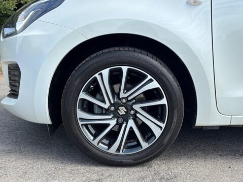 Suzuki Swift 1.2 Dualjet MHEV SZ-L Euro 6 (s/s) 5dr 9