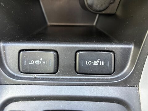 Suzuki SX4 S-Cross 1.6 SZ5 CVT Euro 6 5dr 29