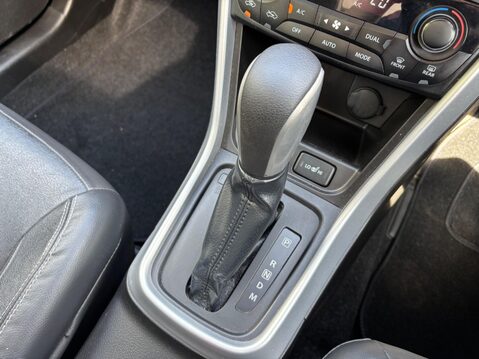 Suzuki SX4 S-Cross 1.6 SZ5 CVT Euro 6 5dr 28