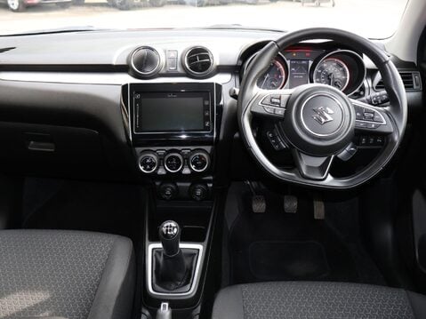 Suzuki Swift 1.2 Dualjet MHEV SZ5 Euro 6 (s/s) 5dr 17
