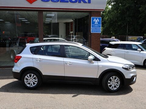 Suzuki SX4 S-Cross 1.4 Boosterjet MHEV SZ4 Euro 6 (s/s) 5dr 9