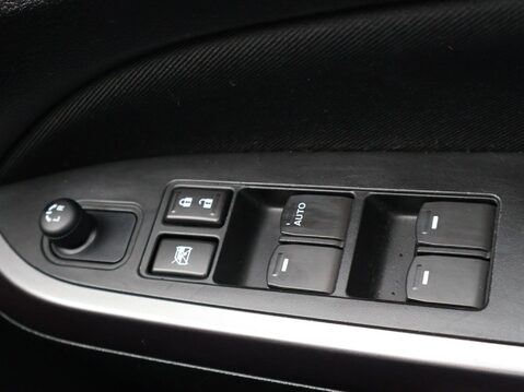 Suzuki Vitara 1.5 SZ-T AGS Auto Euro 6 (s/s) 5dr 13