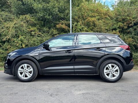 Vauxhall Grandland X 1.2 Turbo SE Euro 6 (s/s) 5dr 7