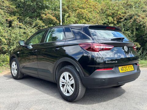 Vauxhall Grandland X 1.2 Turbo SE Euro 6 (s/s) 5dr 6