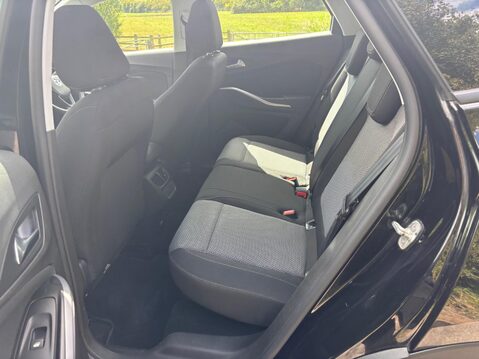 Vauxhall Grandland X 1.2 Turbo SE Euro 6 (s/s) 5dr 11