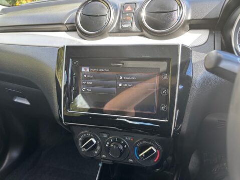 Suzuki Swift 1.2 Dualjet MHEV SZ-L Euro 6 (s/s) 5dr 22