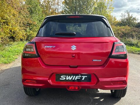 Suzuki Swift 1.2 Hybrid MOTION 10