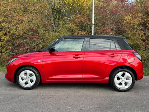 Suzuki Swift 1.2 Hybrid MOTION 15