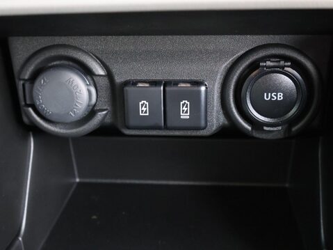 Suzuki Swift 1.2 Hybrid MOTION 19