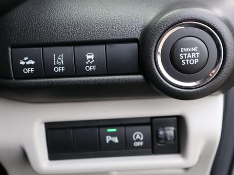 Suzuki Swift 1.2 Hybrid MOTION 14