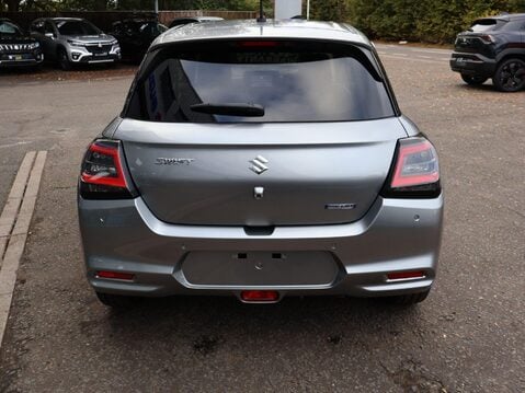 Suzuki Swift 1.2 Hybrid MOTION 9
