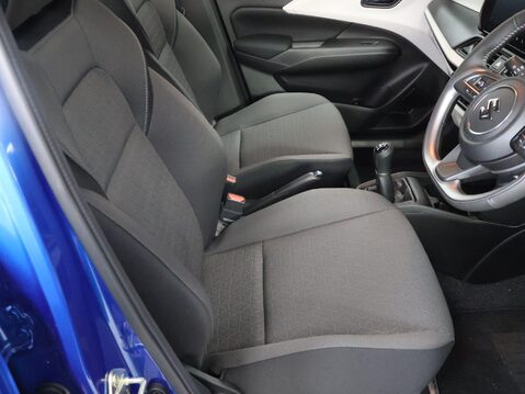 Suzuki Swift 1.2 Hybrid MOTION 7