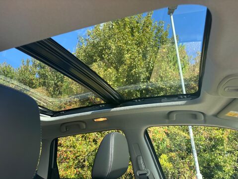 Suzuki Vitara 1.5 SZ5 AGS Auto Euro 6 (s/s) 5dr 17