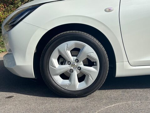 Suzuki Swift 1.2 MHEV Motion Euro 6 (s/s) 5dr 9