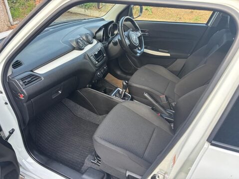 Suzuki Swift 1.2 Dualjet MHEV SZ-L Euro 6 (s/s) 5dr 12