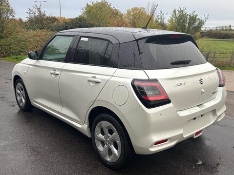 Suzuki Swift 1.2 Hybrid MOTION 19
