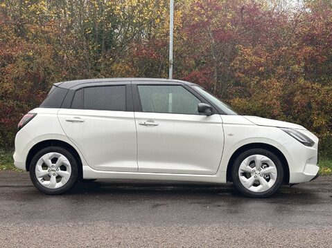 Suzuki Swift 1.2 Hybrid MOTION 7