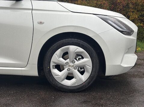 Suzuki Swift 1.2 Hybrid MOTION 18
