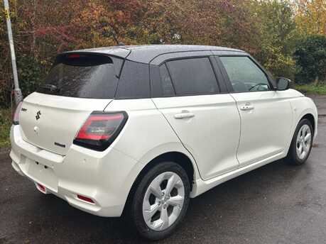 Suzuki Swift 1.2 Hybrid MOTION 2