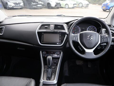 Suzuki SX4 S-Cross 1.4 Boosterjet SZ5 Auto ALLGRIP Euro 6 (s/s) 5dr 12