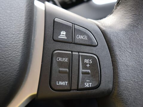 Suzuki SX4 S-Cross 1.4 Boosterjet SZ5 Auto ALLGRIP Euro 6 (s/s) 5dr 25