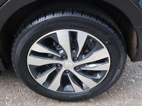 Suzuki SX4 S-Cross 1.4 Boosterjet SZ5 Auto ALLGRIP Euro 6 (s/s) 5dr 30