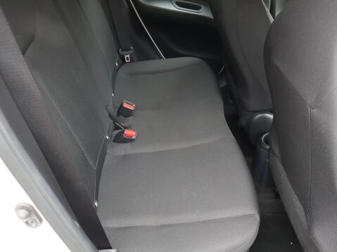 Toyota Aygo X 1.0 VVT-i Pure x-shift Euro 6 (s/s) 5dr 13