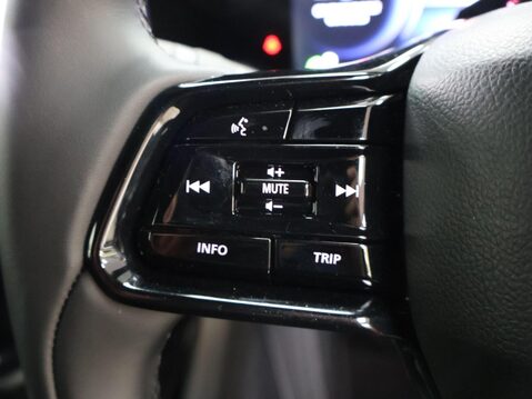 Suzuki e Vitara 128KW MOTION 12