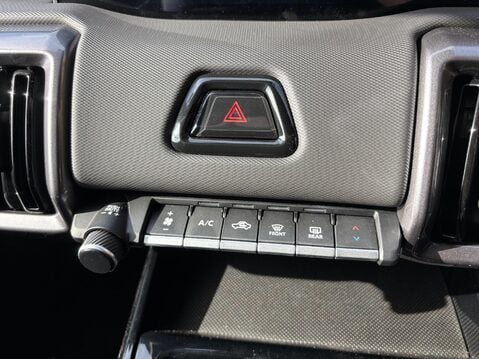 Suzuki e Vitara 61kWh Motion Auto 5dr 41